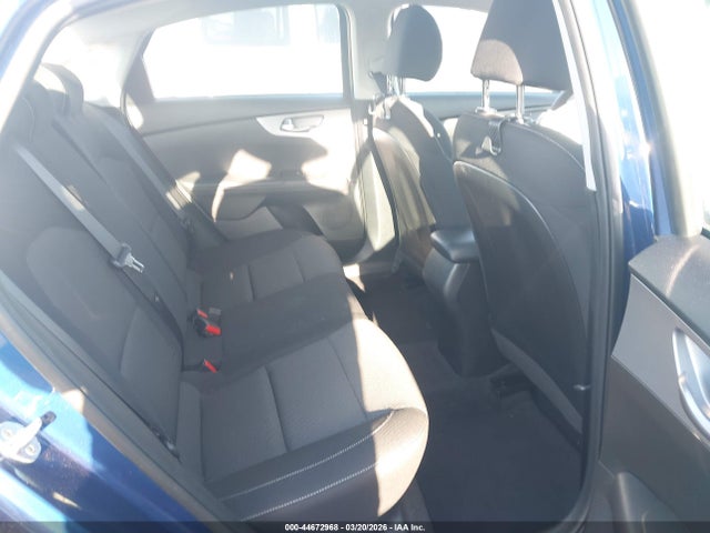 3KPF24ADXPE571378 KIA Forte Lxs