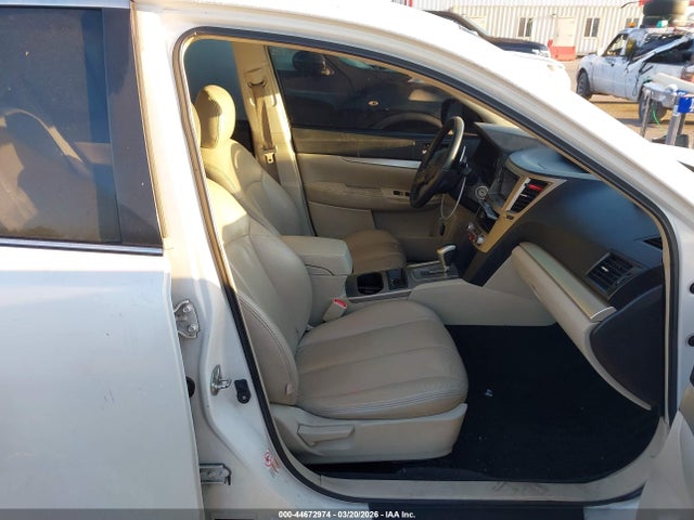 2011 Subaru Legacy 2.5i Premium მანქანა იყიდება აუქციონზე, vin: 4S3BMBB68B3229716, აუქციონის ნომერი: 44672974