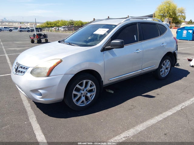 Nissan Rogue Select S 2015 JN8AS5MT5FW150762 Image 2