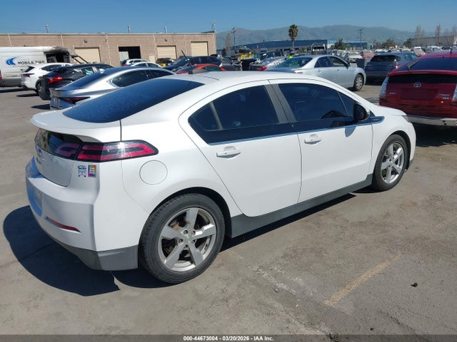 2015 CHEVROLET VOLT 1G1RA6E44FU105704 Photo 3