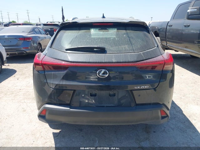 44673031 :رقم المزاد ، JTHX3JBHXN2056309 vin ، 2022 Lexus Ux 200 Base/200 F Sport/200 Luxury مزاد بيع