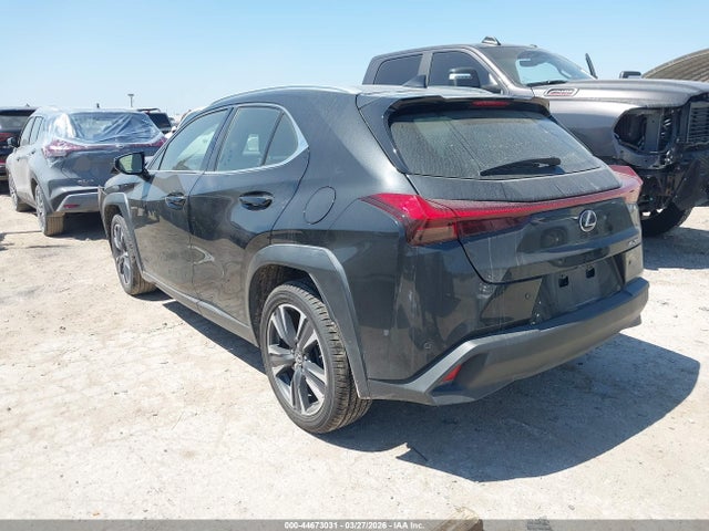 44673031 :رقم المزاد ، JTHX3JBHXN2056309 vin ، 2022 Lexus Ux 200 Base/200 F Sport/200 Luxury مزاد بيع
