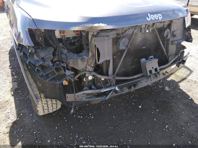 1C4RJFBG3KC687672 Jeep Grand Cherokee Limited 4x4