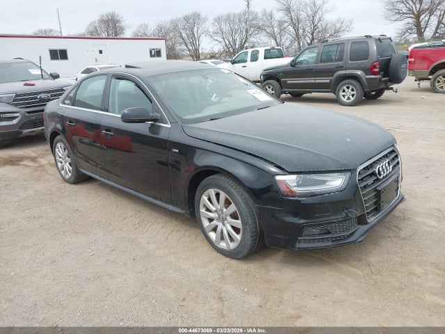 2015 AUDI A4 WAUBFAFL5FN045023 Photo 0