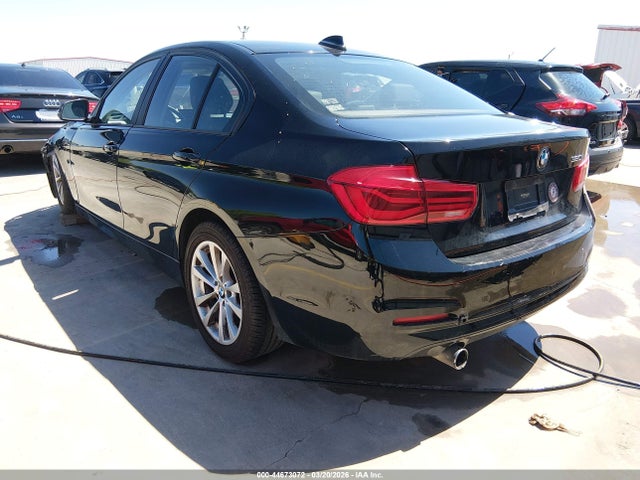 Продаж на аукціоні авто 2016 Bmw 320i, vin: WBA8A9C55GK618678, номер лоту: 44673072