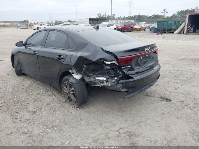2023 Kia Forte Lxs მანქანა იყიდება აუქციონზე, vin: 3KPF24AD7PE604739, აუქციონის ნომერი: 44673076