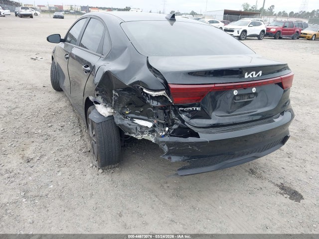 2023 Kia Forte Lxs მანქანა იყიდება აუქციონზე, vin: 3KPF24AD7PE604739, აუქციონის ნომერი: 44673076