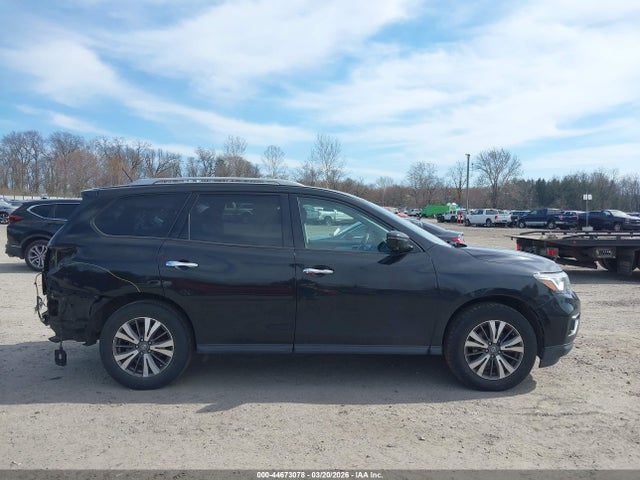 Auction sale of the 2018 Nissan Pathfinder Sl, vin: 5N1DR2MM3JC611376, lot number: 44673078