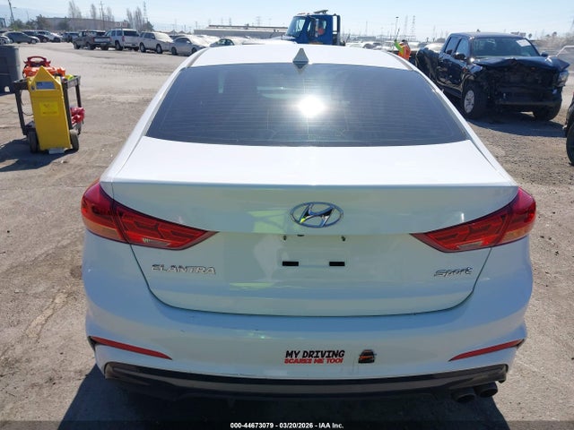 KMHD04LBXJU456082 Hyundai Elantra Sport