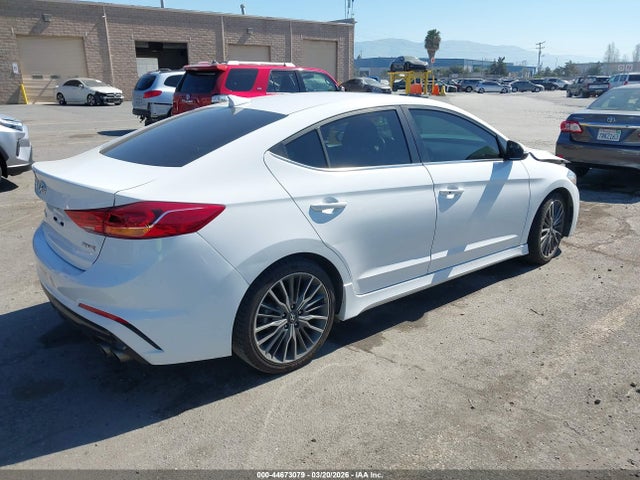 KMHD04LBXJU456082 Hyundai Elantra Sport
