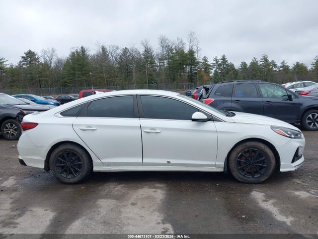 5NPE24AF2JH653413 Hyundai SONATA SE
