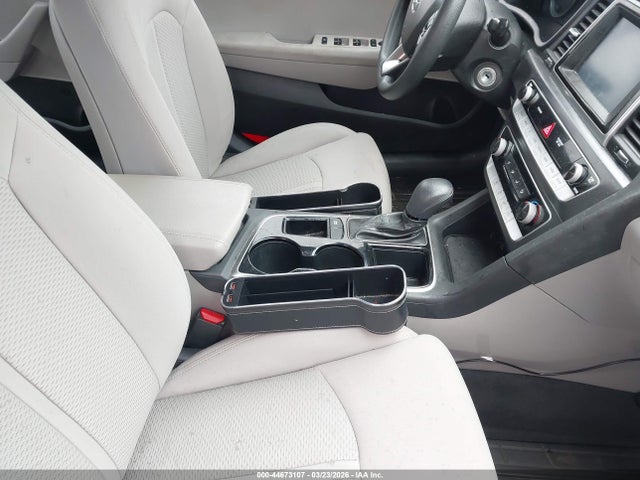 5NPE24AF2JH653413 Hyundai SONATA SE