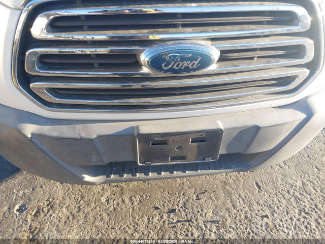 Ford Transit-150 2015 1FTYE1YM4FKA49930 Image 19