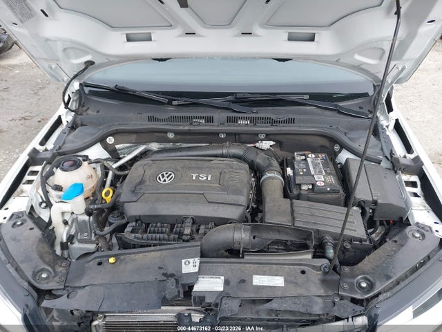 Продаж на аукціоні авто 2018 Volkswagen Jetta 2.0t Gli, vin: 3VW4T7AJ8JM245214, номер лоту: 44673162
