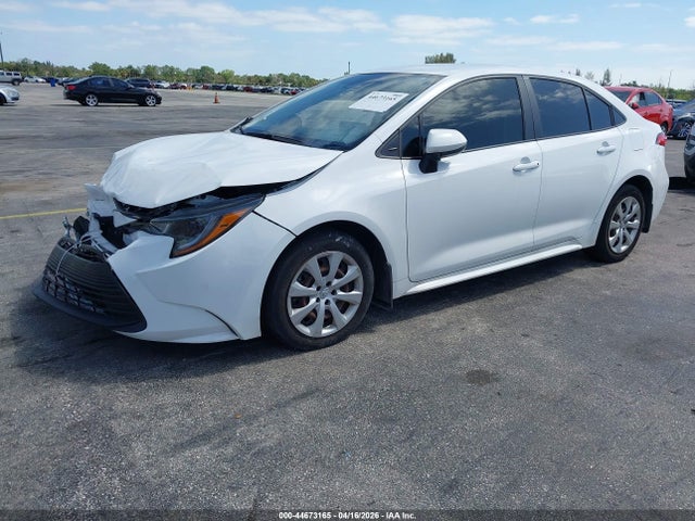 2025 Toyota Corolla Le მანქანა იყიდება აუქციონზე, vin: 5YFB4MDE5SP241569, აუქციონის ნომერი: 44673165