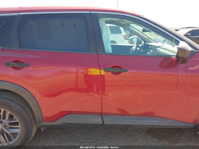 44673174 :رقم المزاد ، 5N1AT3AA3MC736239 vin ، 2021 Nissan Rogue S Fwd مزاد بيع