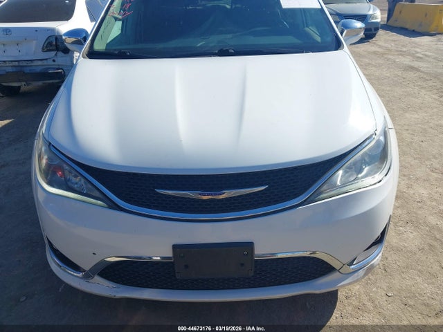 2C4RC1GG7JR320544 Chrysler Pacifica Limited