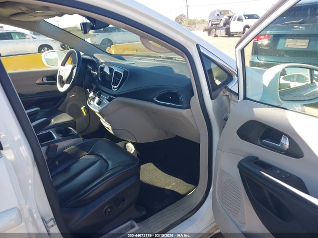 2C4RC1GG7JR320544 Chrysler Pacifica Limited