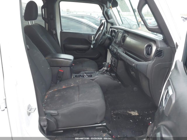 44673190 :رقم المزاد ، 1C4HJXDNXKW575365 vin ، 2019 Jeep Wrangler Unlimited Sport S 4x4 مزاد بيع
