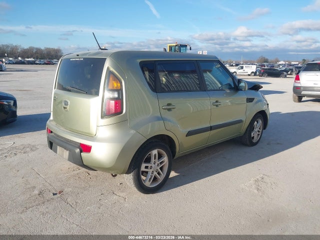 Продажа на аукционе авто 2011 Kia Soul +, vin: KNDJT2A26B7260467, номер лота: 44673216
