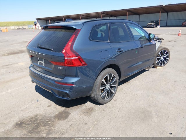 YV4L12RL3R1776114 Volvo Xc60 B5 Plus Dark Theme
