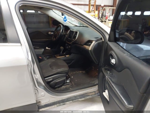 Продаж на аукціоні авто 2016 Jeep Cherokee Latitude, vin: 1C4PJMCS6GW278991, номер лоту: 44673255