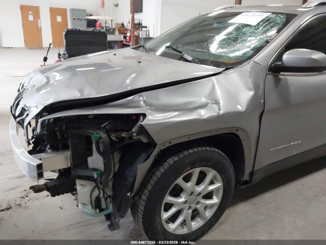 Продаж на аукціоні авто 2016 Jeep Cherokee Latitude, vin: 1C4PJMCS6GW278991, номер лоту: 44673255