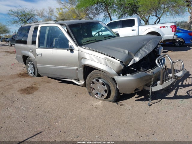1999 CADILLAC ESCALADE 1GYEK13R3XR414714