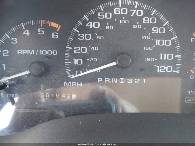 1999 Cadillac Escalade Standard მანქანა იყიდება აუქციონზე, vin: 1GYEK13R3XR414714, აუქციონის ნომერი: 44673256