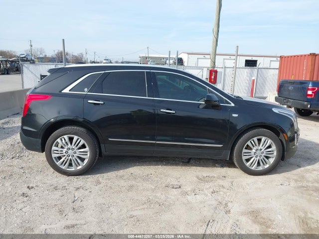44673257 :رقم المزاد ، 1GYKNFRS3KZ261391 vin ، 2019 Cadillac Xt5 Premium Luxury مزاد بيع