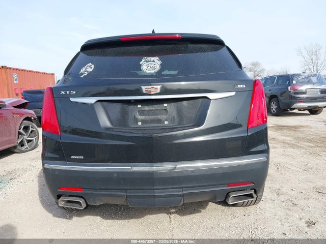 44673257 :رقم المزاد ، 1GYKNFRS3KZ261391 vin ، 2019 Cadillac Xt5 Premium Luxury مزاد بيع