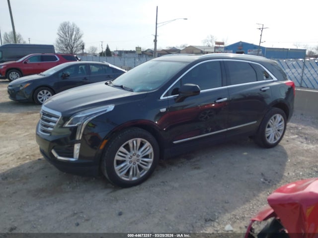 44673257 :رقم المزاد ، 1GYKNFRS3KZ261391 vin ، 2019 Cadillac Xt5 Premium Luxury مزاد بيع