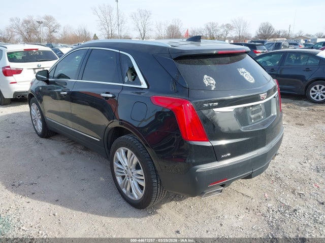 44673257 :رقم المزاد ، 1GYKNFRS3KZ261391 vin ، 2019 Cadillac Xt5 Premium Luxury مزاد بيع