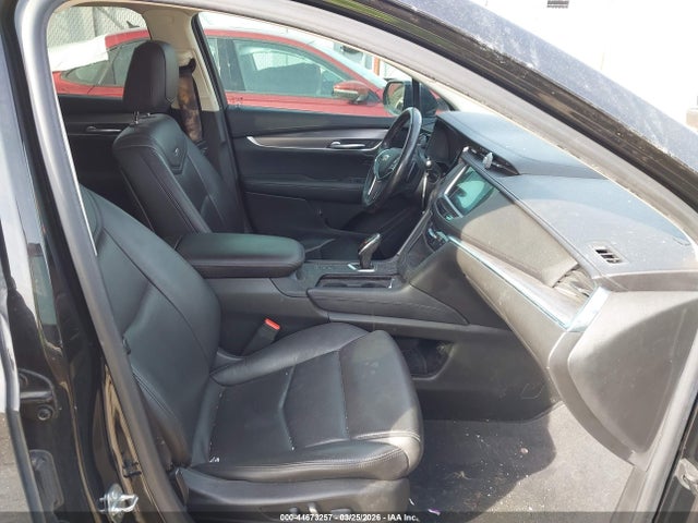 44673257 :رقم المزاد ، 1GYKNFRS3KZ261391 vin ، 2019 Cadillac Xt5 Premium Luxury مزاد بيع