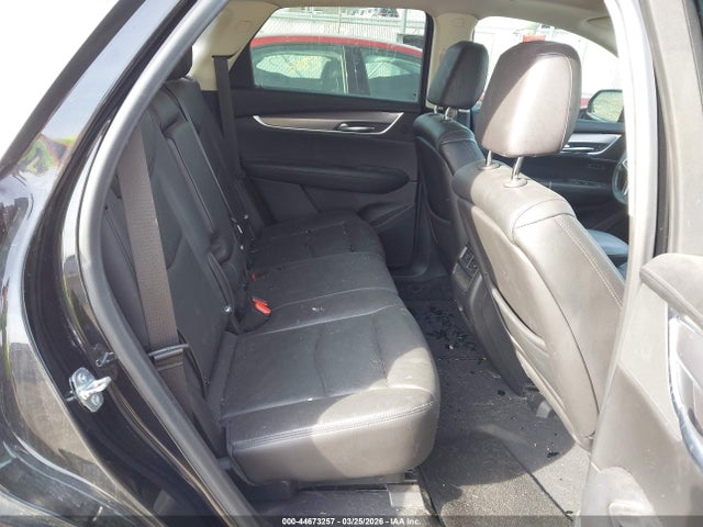 44673257 :رقم المزاد ، 1GYKNFRS3KZ261391 vin ، 2019 Cadillac Xt5 Premium Luxury مزاد بيع