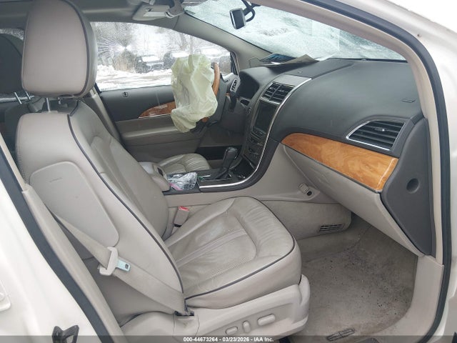 Продаж на аукціоні авто 2013 Lincoln Mkx, vin: 2LMDJ8JK7DBL43650, номер лоту: 44673264
