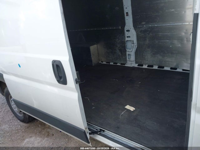 Продажа на аукционе авто 2021 Ram Promaster 3500 Cargo Van High Roof 159 Wb Ext, vin: 3C6MRVJG8ME561888, номер лота: 44673265