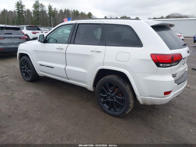 1C4RJFAG0HC704678 Jeep Grand Cherokee Altitude 4x4