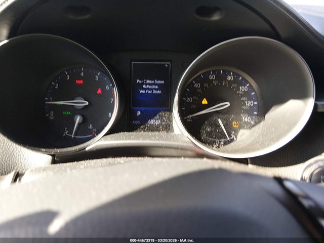 NMTKHMBX1JR004378 Toyota C-hr Xle Premium