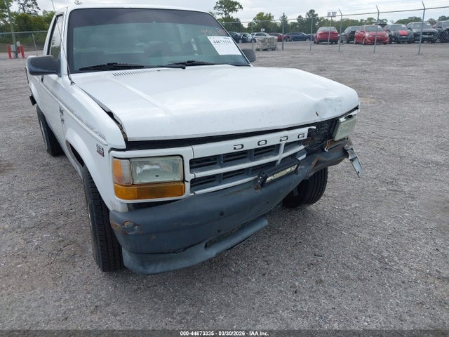 44673335 :رقم المزاد ، 1B7FL26X5RW147345 vin ، 1994 Dodge Dakota مزاد بيع