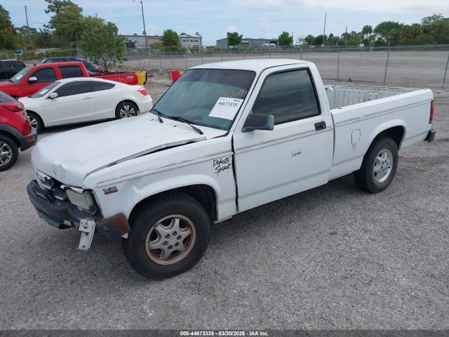 44673335 :رقم المزاد ، 1B7FL26X5RW147345 vin ، 1994 Dodge Dakota مزاد بيع