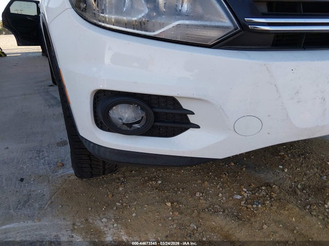 2016 VOLKSWAGEN TIGUAN WVGAV7AX2GW564861 Photo 5