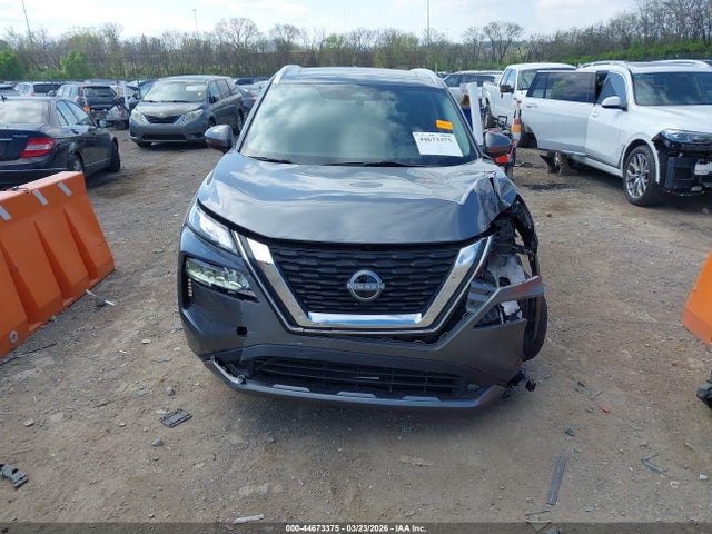 44673375 :رقم المزاد ، 5N1BT3CB5NC717882 vin ، 2022 Nissan Rogue Sl Intelligent Awd مزاد بيع