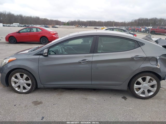 2013 Hyundai Elantra Limited მანქანა იყიდება აუქციონზე, vin: 5NPDH4AE1DH454911, აუქციონის ნომერი: 44673377