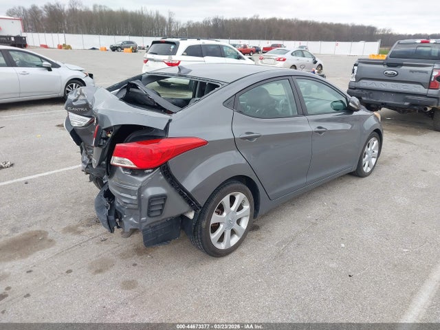 2013 Hyundai Elantra Limited მანქანა იყიდება აუქციონზე, vin: 5NPDH4AE1DH454911, აუქციონის ნომერი: 44673377