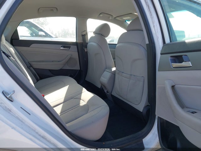 5NPE34AF0JH660163 Hyundai SONATA SEL