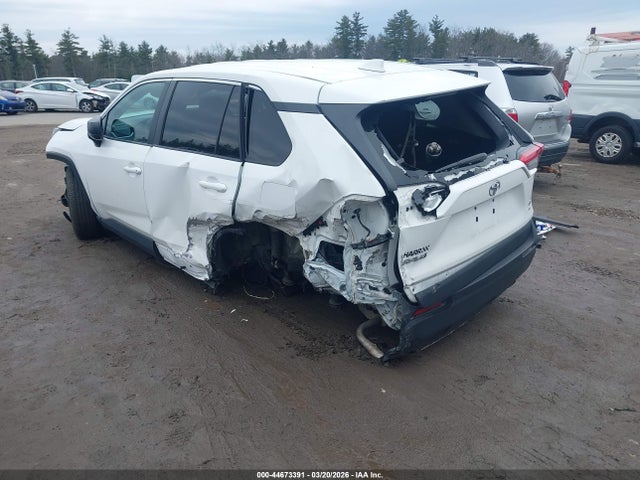 Toyota RAV4 LE 2022 2T3F1RFV2NC279146 Image 3