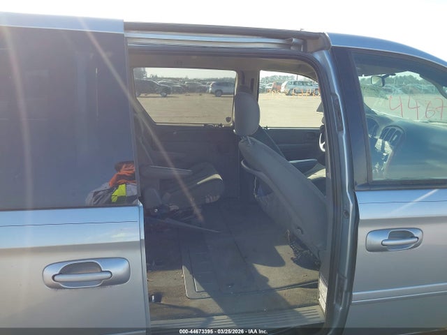 Продажа на аукционе авто 2005 Chrysler Town & Country Lx, vin: 2C4GP44R55R307316, номер лота: 44673395