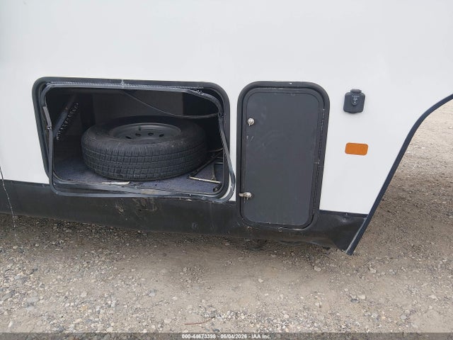Продаж на аукціоні авто 2018 Cherokee Wolf Pack, vin: 5ZT3CTXB1J1211277, номер лоту: 44673398
