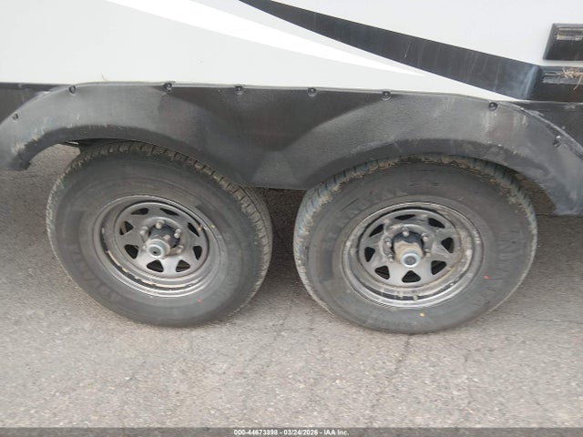 Продаж на аукціоні авто 2018 Cherokee Wolf Pack, vin: 5ZT3CTXB1J1211277, номер лоту: 44673398
